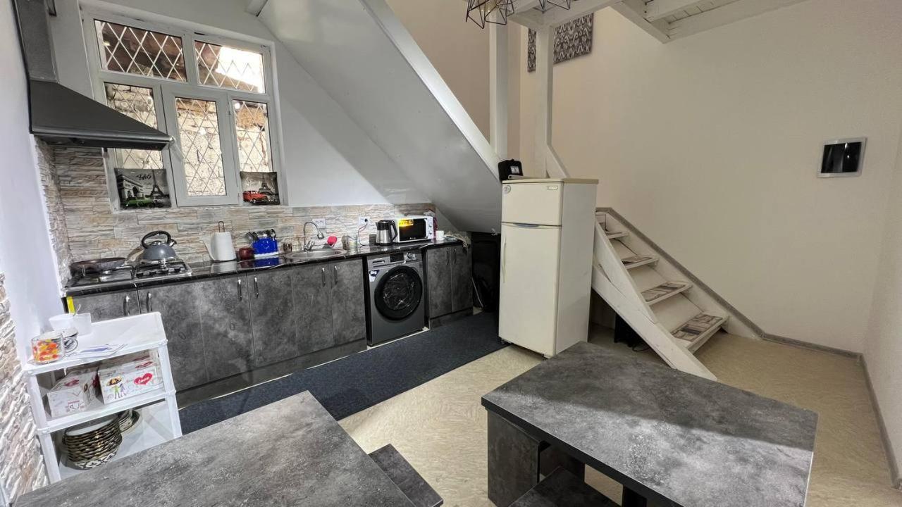 Hostel L&K Tachkent Extérieur photo